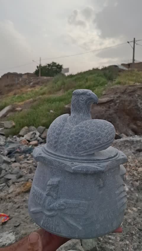 دیزی سنگی نقش برجسته سه بعدی