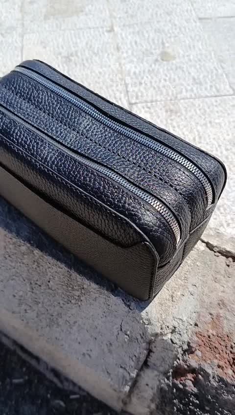 شوزبگ چرم مشکی فولوتر 
