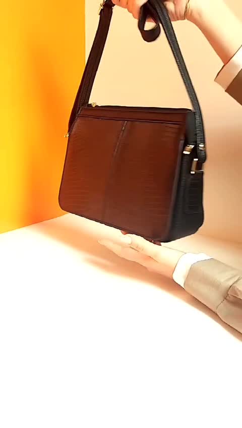 کیف دوشی چرم طبیعی گاوی کد 5000/3 زنانه و دخترانه