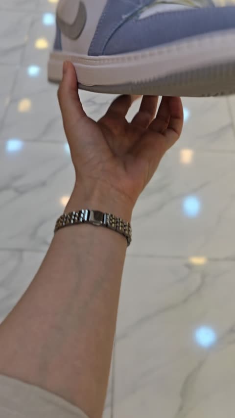 کتونی نایک nike جردن jordan 1 زنانه کد 4054