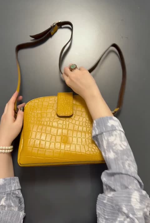 کیف دوشی کروکودیل