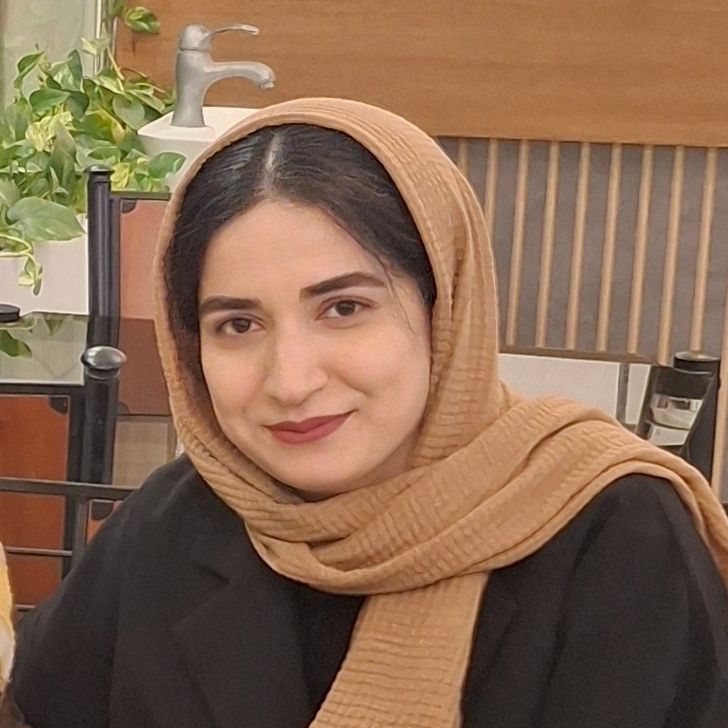 خانوم اسدی