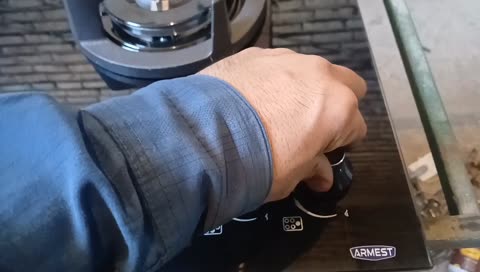اجاق گاز صفحه ای شیشه کنار armest مدل m33 پس کرایه