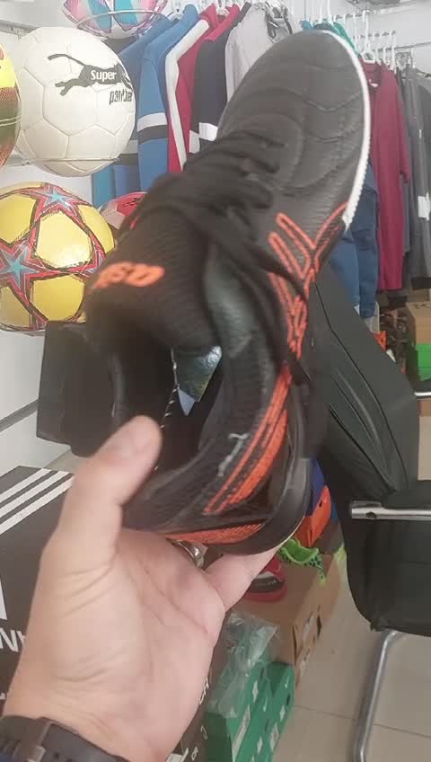 کفش سالنی اسیکس asics 