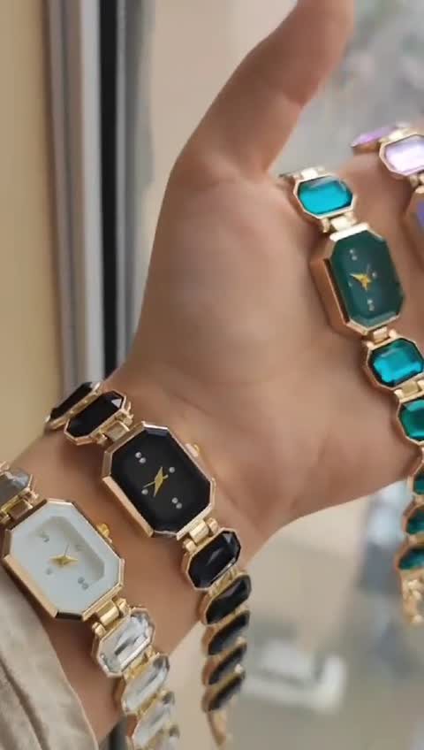 ساعت زنانه و دخترانه بند نگین دار رنک ثابت
