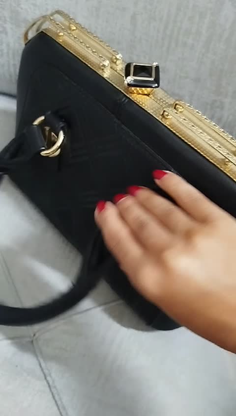 کیف دستی مجلسی چرم مصنوعی رنگ مشکی بسیارشیک 