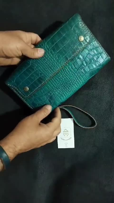 کیف دستی چرم زنانه کاملا دستدوز مدل مادر