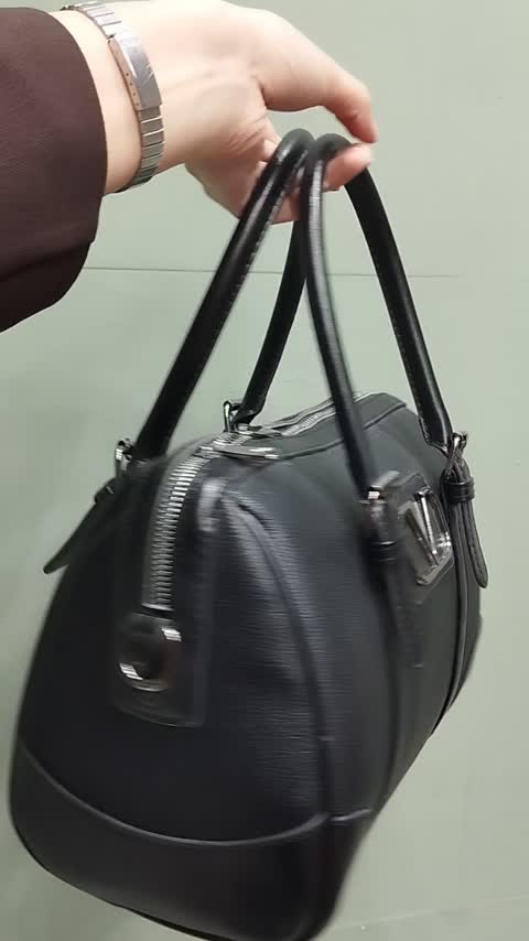 کیف کلاسیک valentino