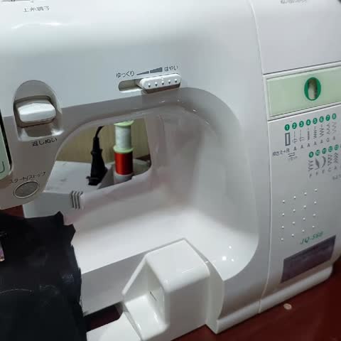 چرخ خیاطی ژانومه 15مدل دوخت نرم کم صدا(هزینه ارسال با مشتری پس کرایه)