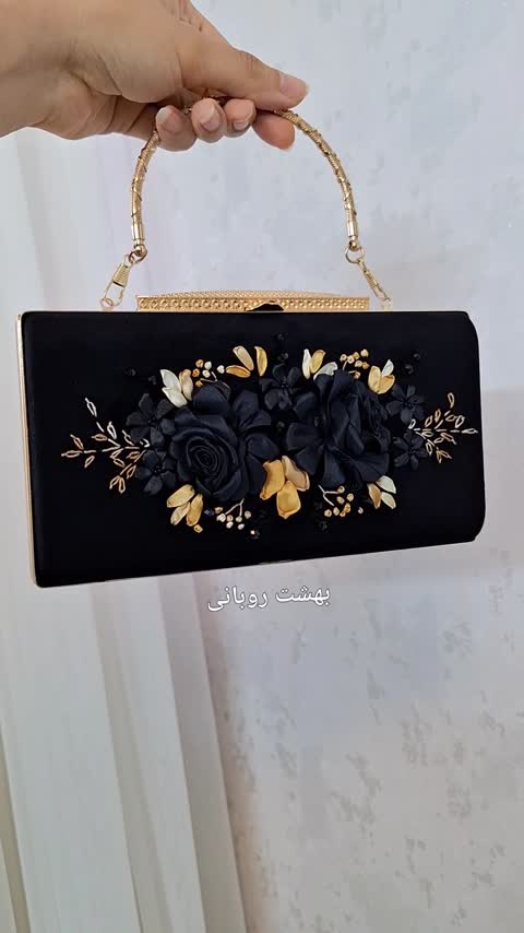 کیف زنانه مخمل روباندوزی شده دستدوز