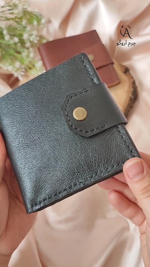 کیف پول سه لت چرم طبیعی دستدوز/کیف پول چرم طبیعی دست دوز/کیف پول چرمی سه لت / کیف پول چرم تاشو/ چرم آروکو