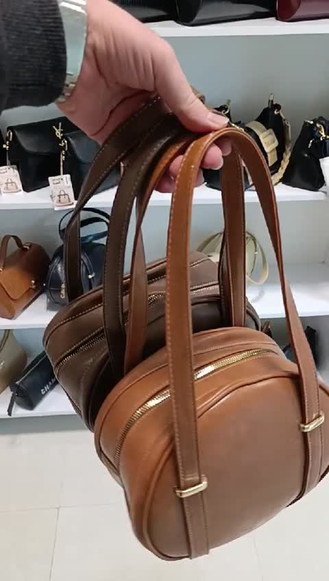 کیف دوشی.گرد.زنانه دخترانه ترند سبک نرم