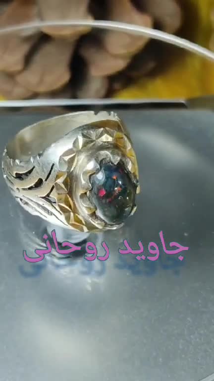 انگشتر دستساز مردانه نقره 925 با نگین اپال سیاه آتشین هفت رنگ اتیوپی طبیعی و پرتلالو 
