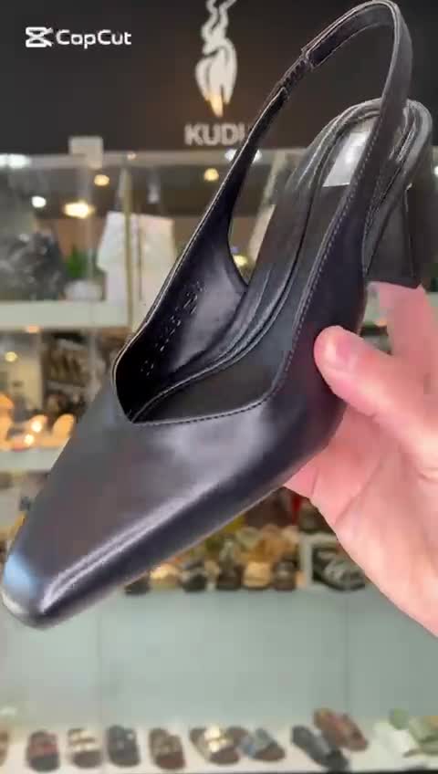 کفش کلاسیک پاشنه دار