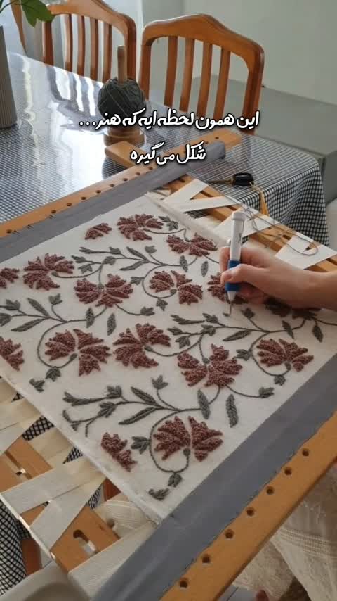 دورس باکسی داخل کرک با طرح پانچدوزی هند آف دِ کینگ (Game of Thrones) دستساز و خاص