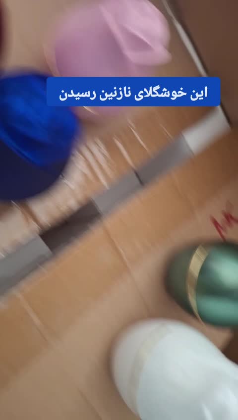 جعبه طلا انگشتری گل رز چراغدار آبی