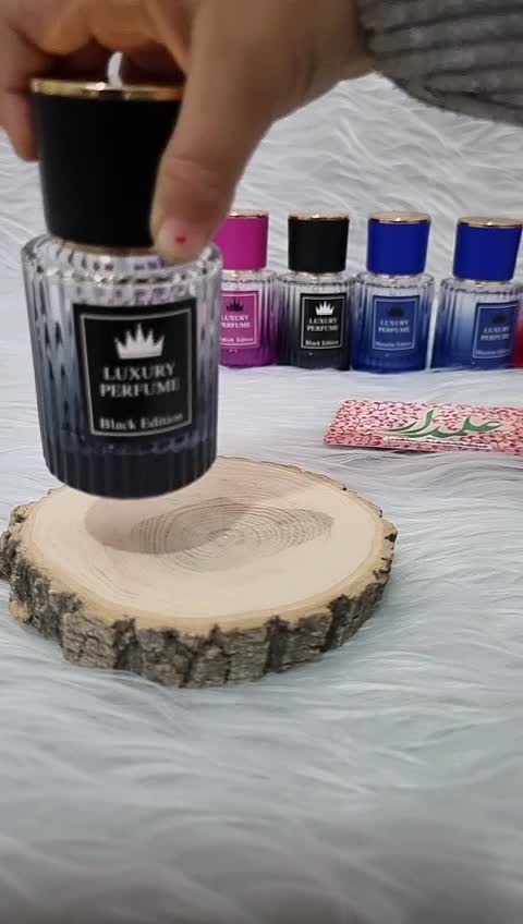 عطر خالص جنیفر استیل  با ماندگاری بالا و پخش بوی عالی در اسپری 25 میل قلبی