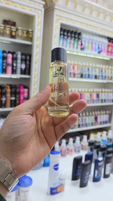 عطر شیخ(قیمت هر میل60هزارتومان)از برند جانرابر