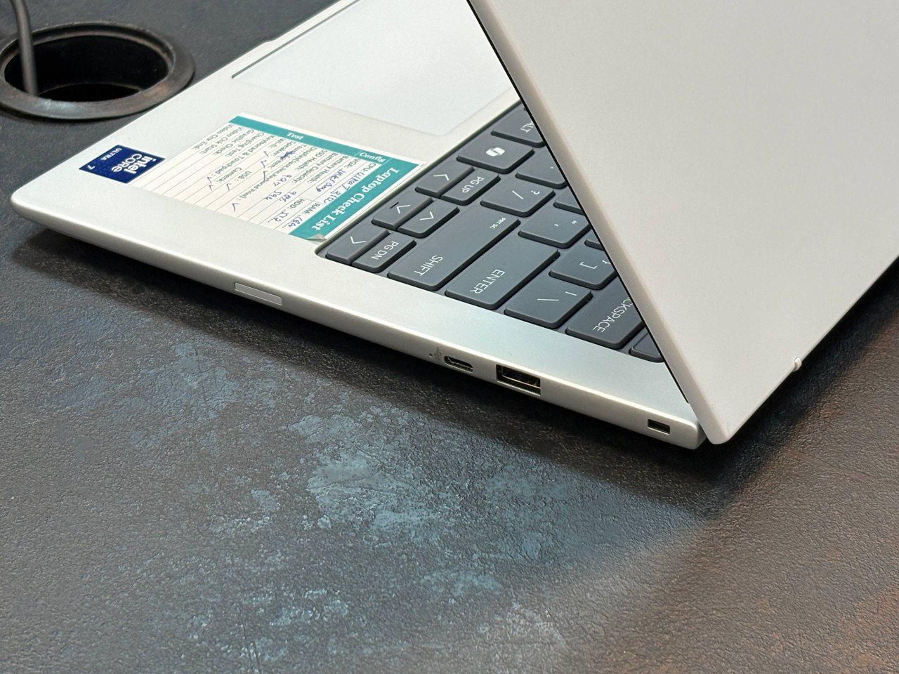 لپتاپ HP elite book 8 14 G1 A ultra7-255U 16gb ddr4 512gb ssd intel +NPU 14'1 inch FHD touch