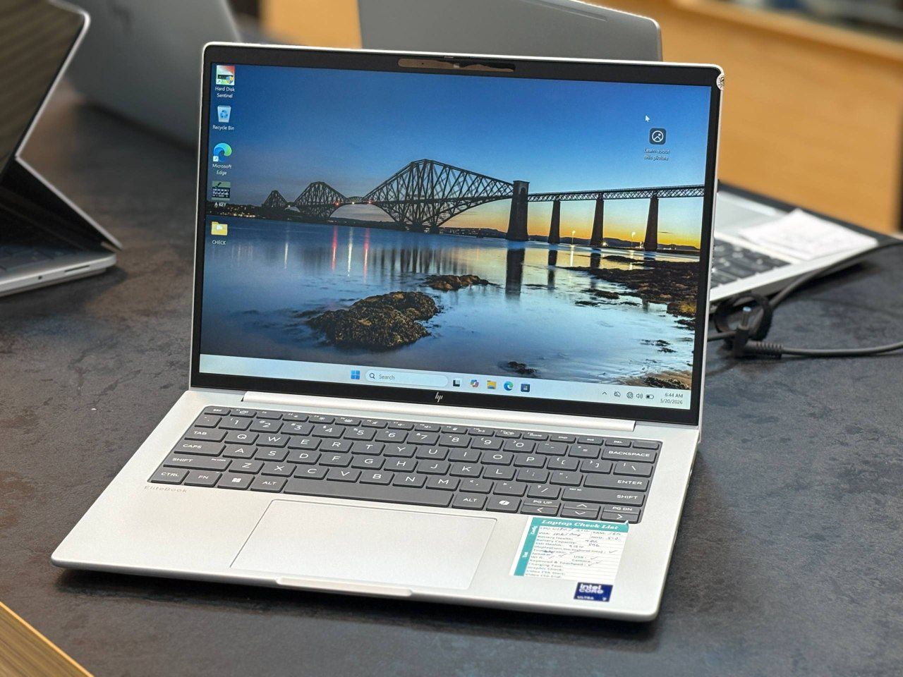 لپتاپ HP elite book 8 14 G1 A ultra7-255U 16gb ddr4 512gb ssd intel +NPU 14'1 inch FHD touch