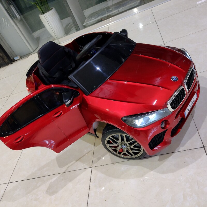 ماشین شارژی BMW چهار موتور سوئیچ و دنده دار  قرمز متالیک


