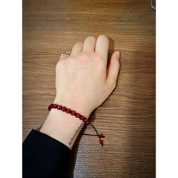 دستبند قرمز  زیبا با مهره کریستالی
