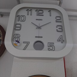 ساعت دیواری مربع پاندول دار رنگ سفید  با قطرحدود60 سانتیمتر 