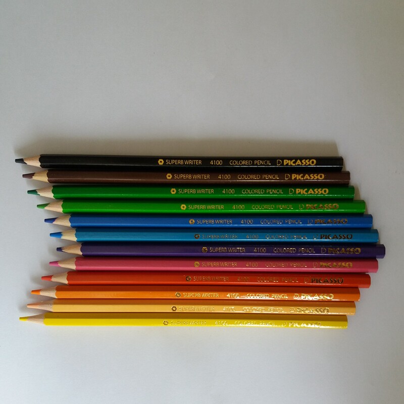 لوازم تحریر (مداد رنگی پیکاسو 12 رنگ با جعبه مقوایی کشویی)