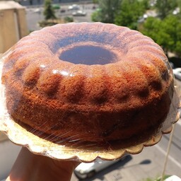 کیک وانیلی (500گرمی)بافتی سبک و عالی مناسب برای خامه کشی   ارسال به صورت پس کرایه