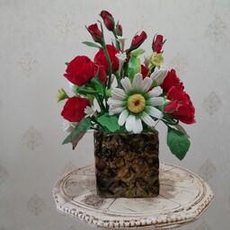 گلدان بابونه و رز قرمز خمیری  قابل سفارش در رنگهای دلخواه شما