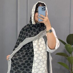 شال نخی منگوله دار تابستانه با طرح های جدید و رنگ سیاه سفید