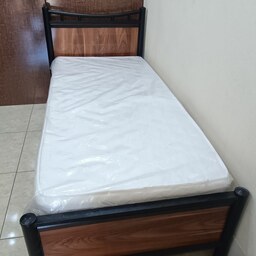 تخت خواب یک نفره فلزی-چوبی فروِهر