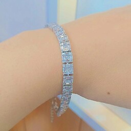 دستبند نقره زنانه امرالد بدون ریزش نگین ضد حساسیت آبکاری طلا سفید با عیار 925