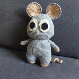 عروسک بافتنی موش خاکستری