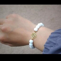 دستبند دخترونه زنونه سفید مات با پلاک گل
