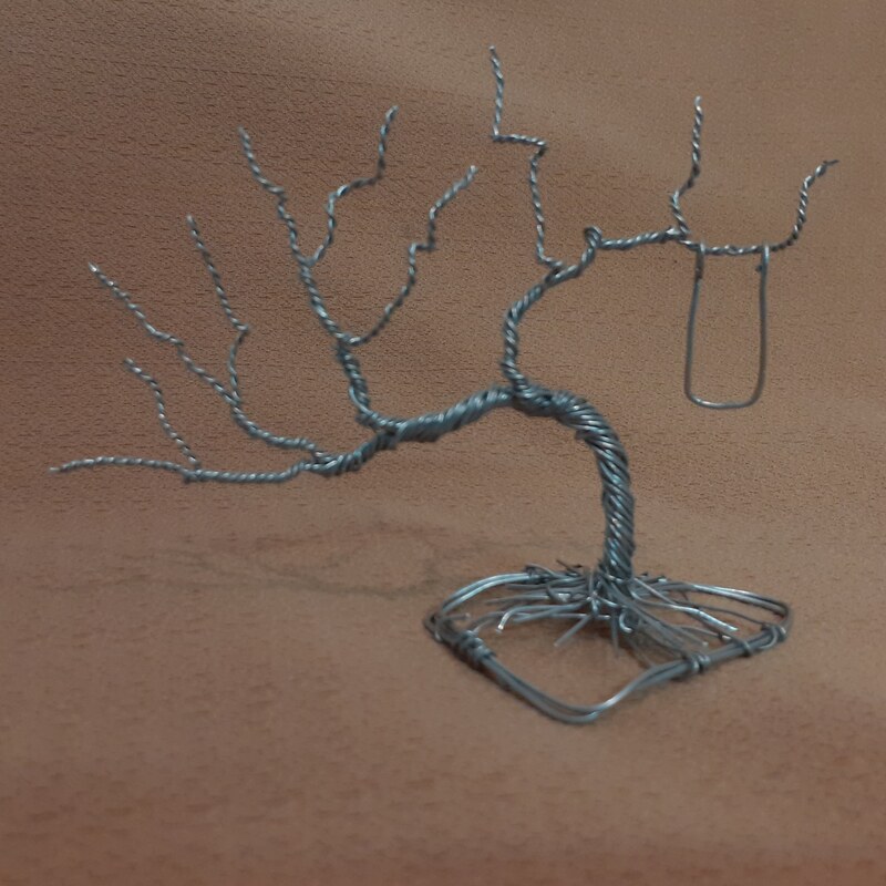 مجسمه دکوری درخت مینیاتوری همراه تاب کاملا دست ساز  هنری آرت اسمبلاژ