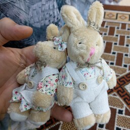 1جفت عروسک خرگوش دختر و پسر خارجی آویز کیف یا ماشین  اصلی کیفیت بالا با ضمانت