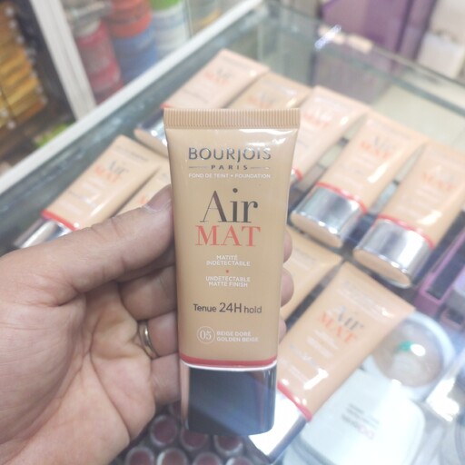 کرم پودر بورژوا شماره 3 مدل ایر مت Air mat Bourjois