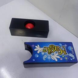 جعبه جادویی سایز بززگ اصلی به شرط توپ غیب شو  توپ قرمز داخل جعبه میکنید و به طور باور نکردنی توپ آبی میشود