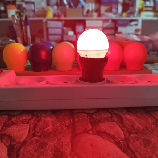 لامپ 3 وات ال ای دی چیپ رنگی (لامپ تخم مرغی)(لامپ شب خواب) دارای رنگ بندی 
