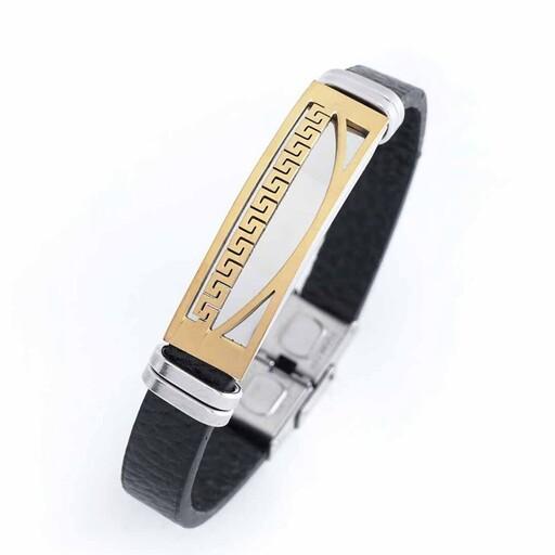 دستبند چرمی مردانه طرح ورساچه مدل 1452
 دارای جعبه کادویی و لوگو استیل 