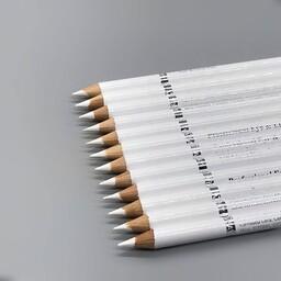 مداد خط چشم سفید