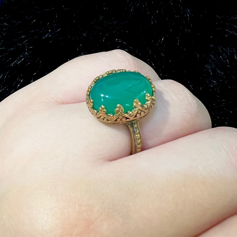 انگشتر زنانه طلاروسی عقیق سبز اصل