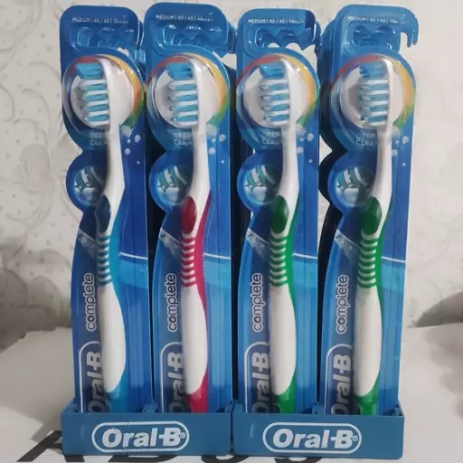 مسواک اورال بی ساخت کشور فرانسه کاملا طبی  oral-B 