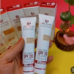 کرم پودر میس استار حاوی spf20 حاوی  پوشانندگی بالا رفع تیرگی و جای جوش 