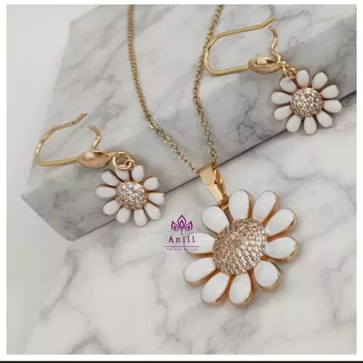 نیمست دخترانه بابونه برند fashion jewelry کد 730 (ارسال رایگان)