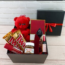 باکس هدیه زنانه و دخترانه مناسب تولد سالگرد ماهگرد ولنتاین و مناسبت های خاص 
