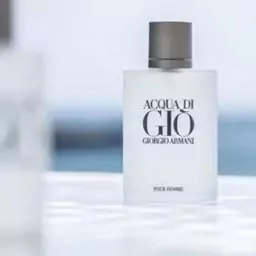 عطر ادکلن مردانه جورجیو آرمانی 5 و 10 و 20 میل
Giorgio Armani