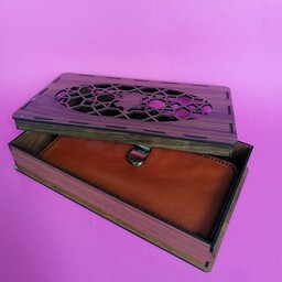 جعبه چوبی سه میل کیف پول در رنگ های مختلف در ابعاد 12در 22در 3ونیم سانتی متر و وزن 187 گرمی