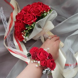  دسته گل عروس مصنوعی ودستبند گل  رز قرمز فومی عقد عروسی حنابندان 